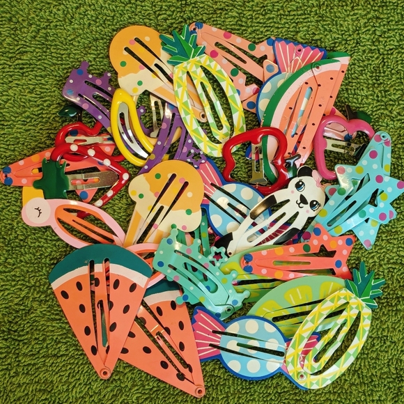 Fun Hair Clips - Picture 2 of 2